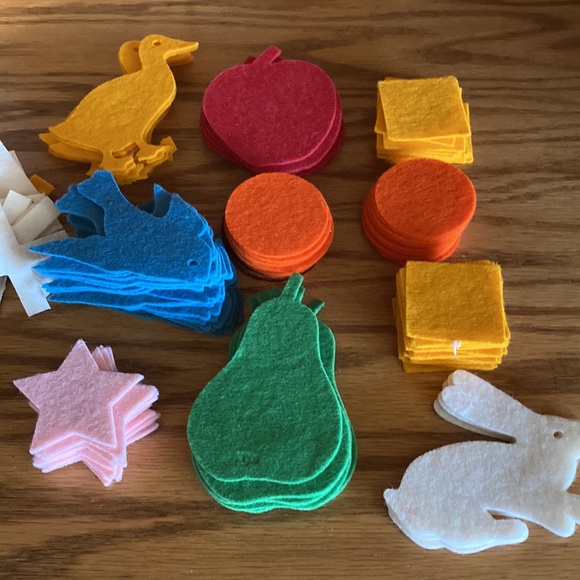 Instructo Flannel Felt Board Primary Cut-Outs Visual - Picture 2 of 5